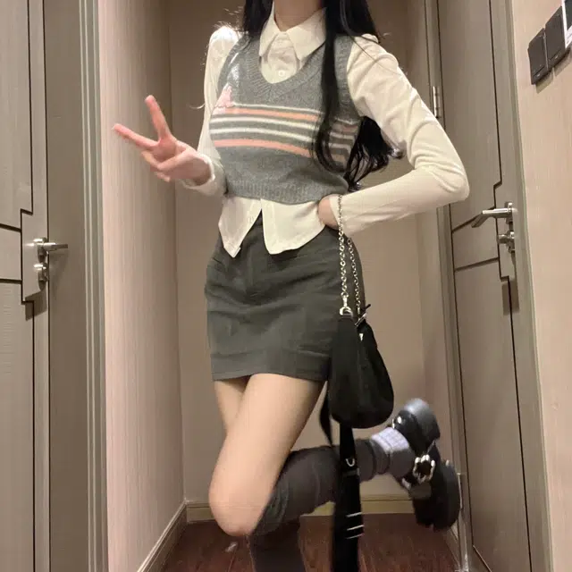 花山家的猫 学院风条纹针织毛衣衬衫包臀裙制服 女款 三件套