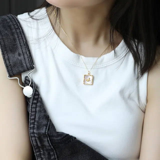潮小金 梦精灵炫彩蝴蝶 挂坠 足金 贝母 一口价 黄金吊坠 女款