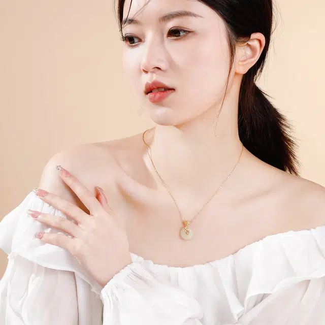 S925