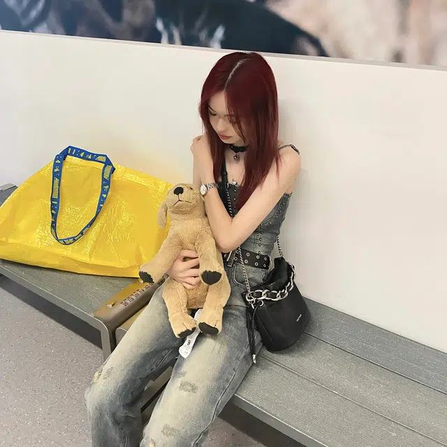 西木汀 去流浪 链条 小众高级感 牛皮 水桶包单肩斜挎包 小号 女款 米灰色/深邃黑