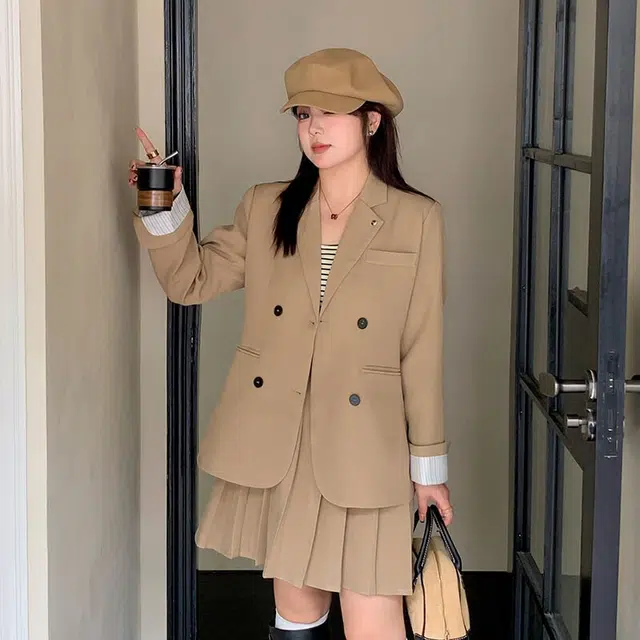 惟友 大码女装秋款秋装胖妹妹显瘦穿搭胖妹妹胖女生休闲套装 女款 学院风活泼时尚西服百褶裙气质两件套
