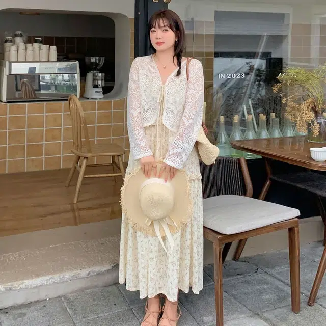 惟友 胖女生穿搭秋款秋装胖妹妹显瘦胖妹妹胖人清新氛围感碎花吊带裙缕空花边衫大码女装裙装套装 女款