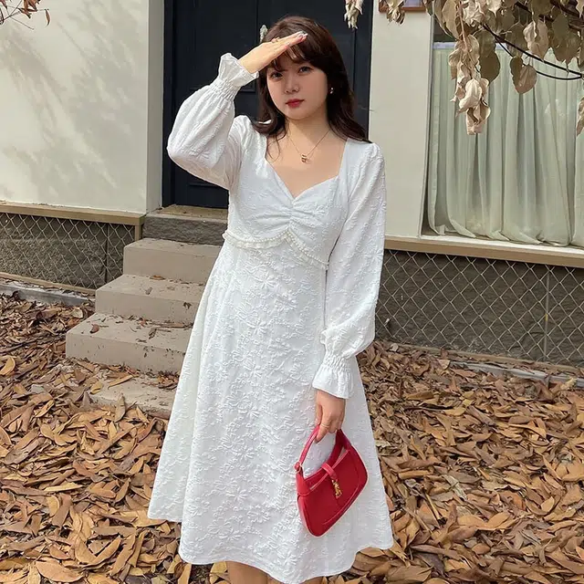 惟友 胖女生显瘦连衣裙胖妹妹女装大码秋装胖女孩穿搭裙子秋款长裙 女款 法式复古浮雕喇叭袖
