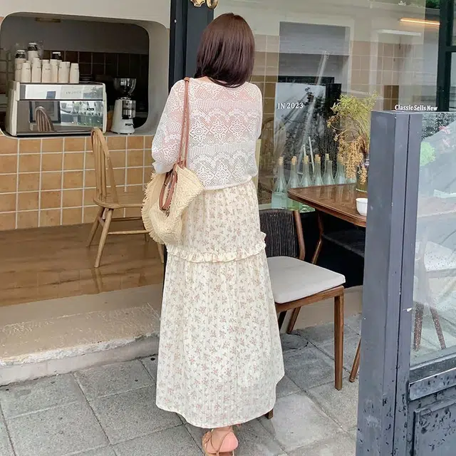 惟友 胖女生穿搭秋款秋装胖妹妹显瘦胖妹妹胖人清新氛围感碎花吊带裙缕空花边衫大码女装裙装套装 女款