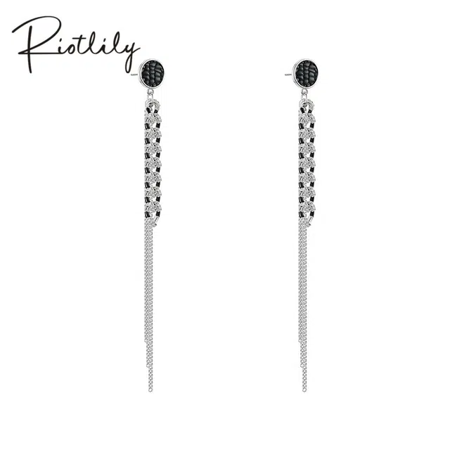 RiotLILY ROCK