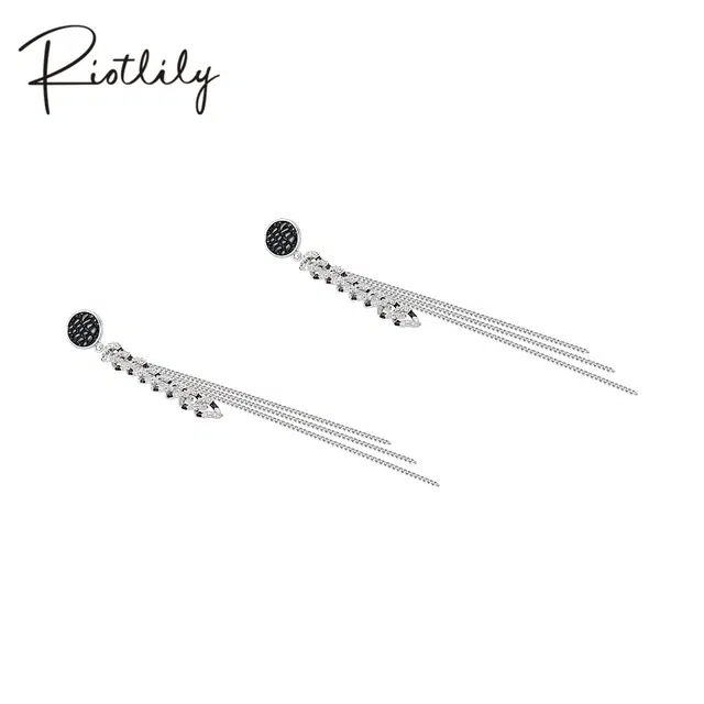 RiotLILY ROCK