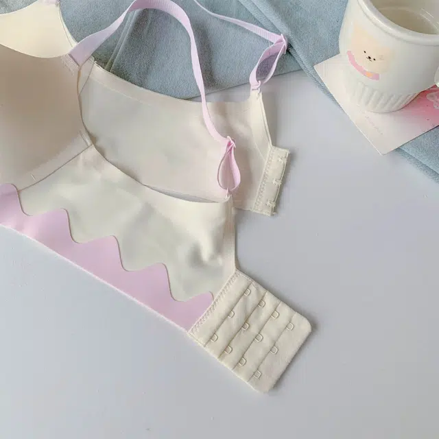 小甜崽 甜美可爱无痕显大小胸聚拢文胸 女款