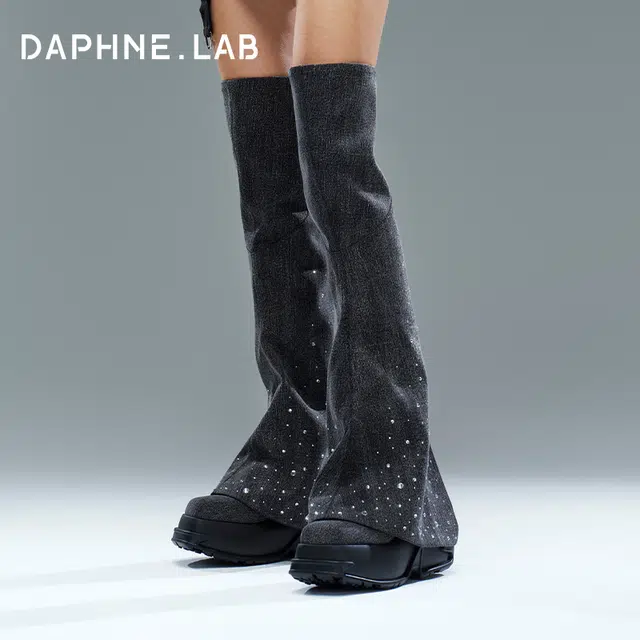 DAPHNE LAB 9cm