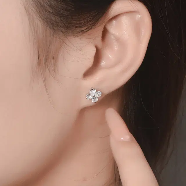 S925