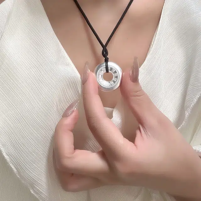 999