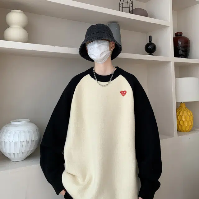 emoji Logo