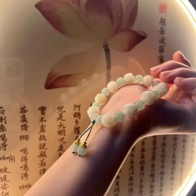 陌阡雪 好运莲莲 白莲花 新中式小清新森系纳福招财平安如意复古小众手饰 白玉菩提 手串 男女同款情侣款