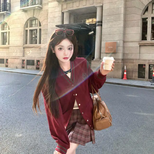 CHIWAWAMEME V