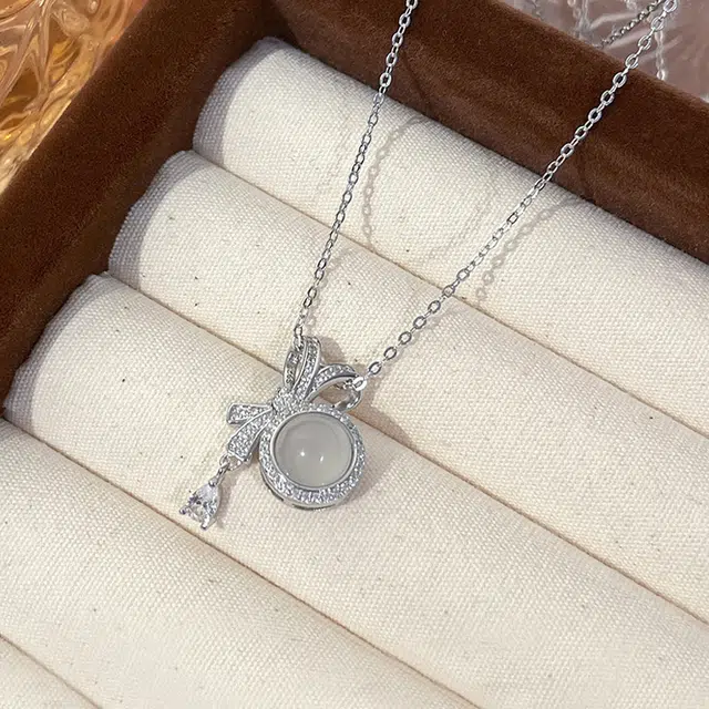 希缘 蝴蝶结 新中式轻奢小众设计高级感 简约时尚百搭可调节锁骨链#好运 玉髓 项链 女款