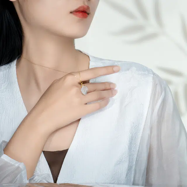 思懿家 新中式 简约风 猫爪梳 玛瑙 项链 女款