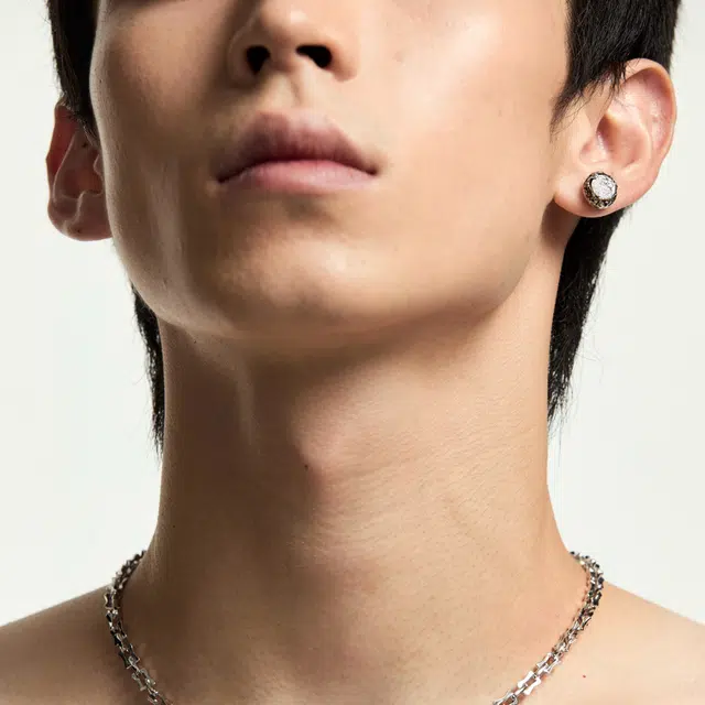 Empress 47 CIRCULATION 925