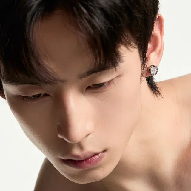 Empress 47 CIRCULATION 925