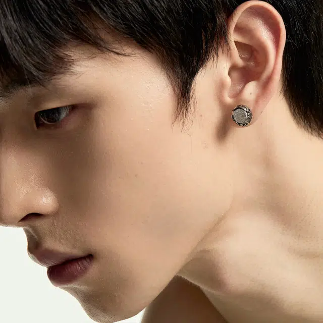 Empress 47 CIRCULATION 925