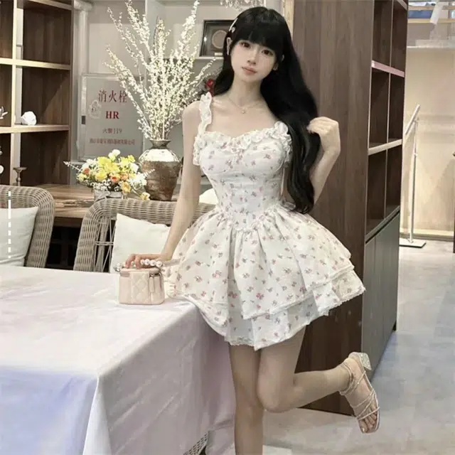 欧阳喜 纯欲风收腰显瘦吊带连衣裙 女款 白色