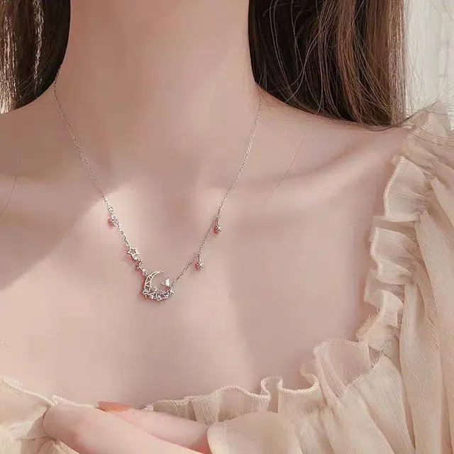 希遇 星月闪钻月亮抽拉吊坠简约个性网红潮流小众设计锁骨链 铜 项链 女款