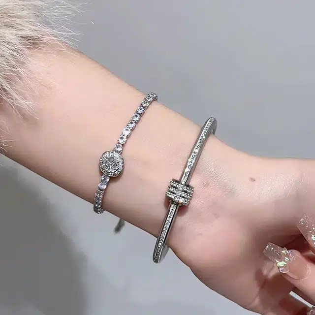 希遇 小蛮腰满天星满钻叠戴 小众设计轻奢高级感手饰 铜 手链 女款