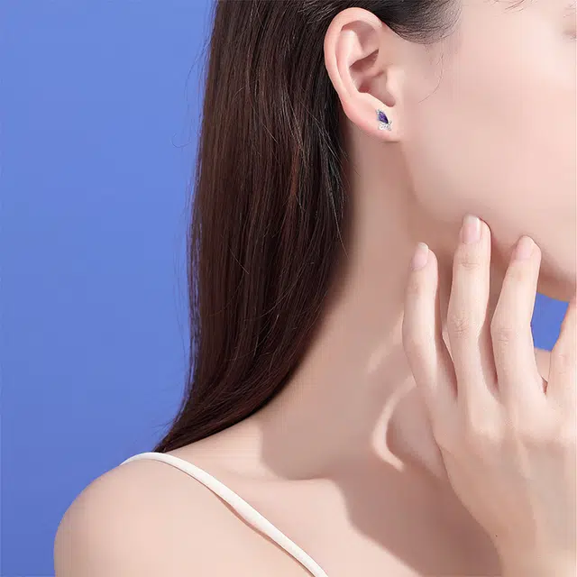 S925