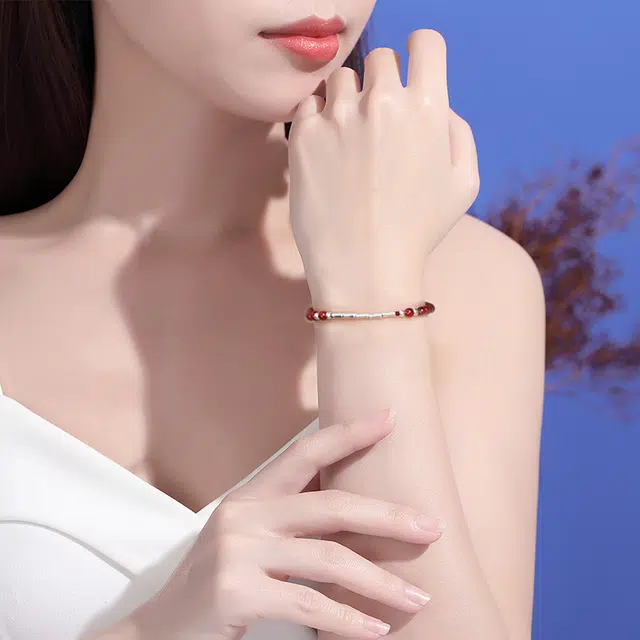 S925