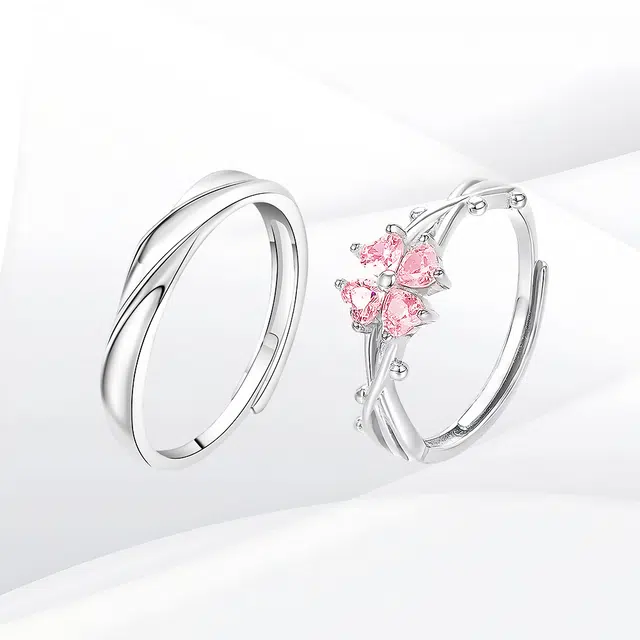 希遇 幸运之恋四叶草 森系风简约气质高级感 小众高颜值独特浪漫创意 清新百搭交织爱意 合金 戒指 男女同款情侣款