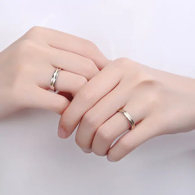 925