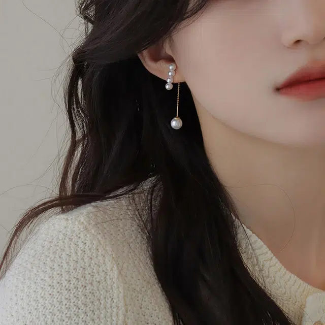 希遇 流苏珍珠耳线 显脸瘦小众设计感气质 铜 耳线 女款