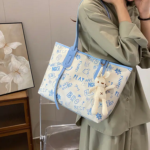 RIVMIND PU Tote