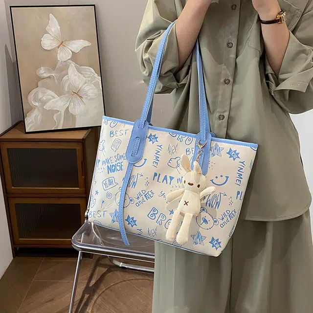 RIVMIND PU Tote