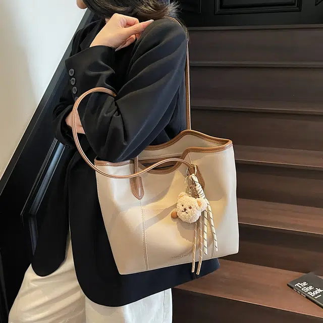 RIVMIND PU Tote