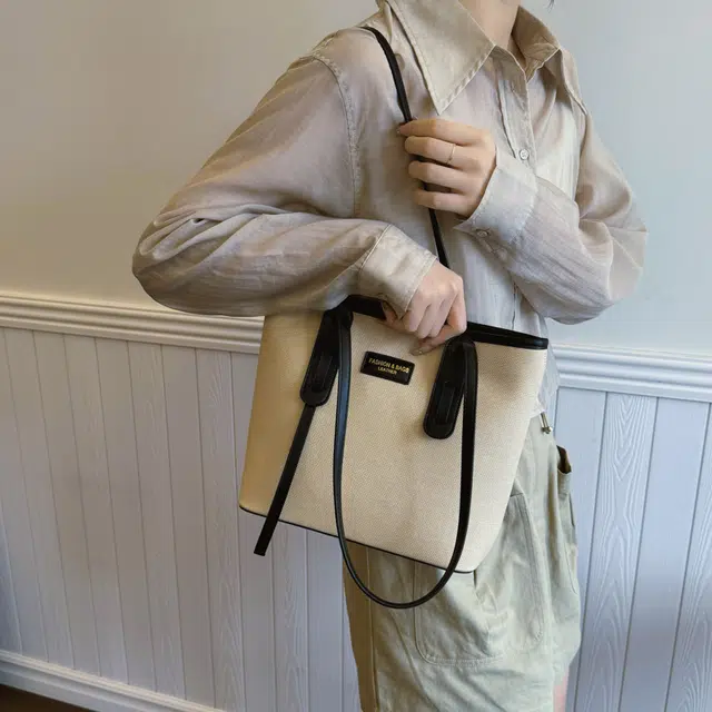 RIVMIND ins PU Tote