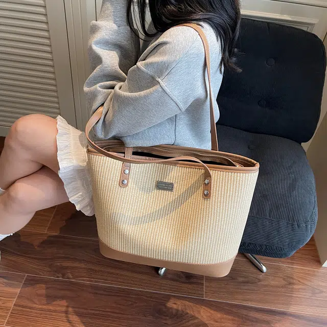 RIVMIND PU Tote