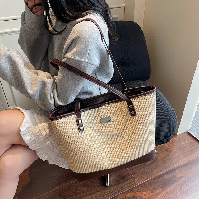 RIVMIND PU Tote