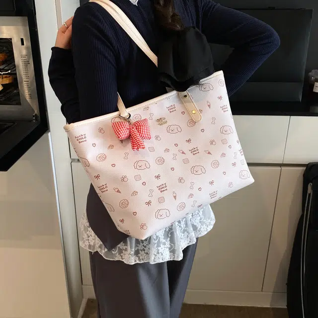 RIVMIND PU Tote