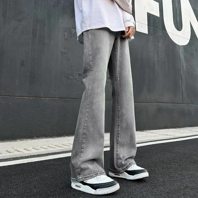 220XAFB
