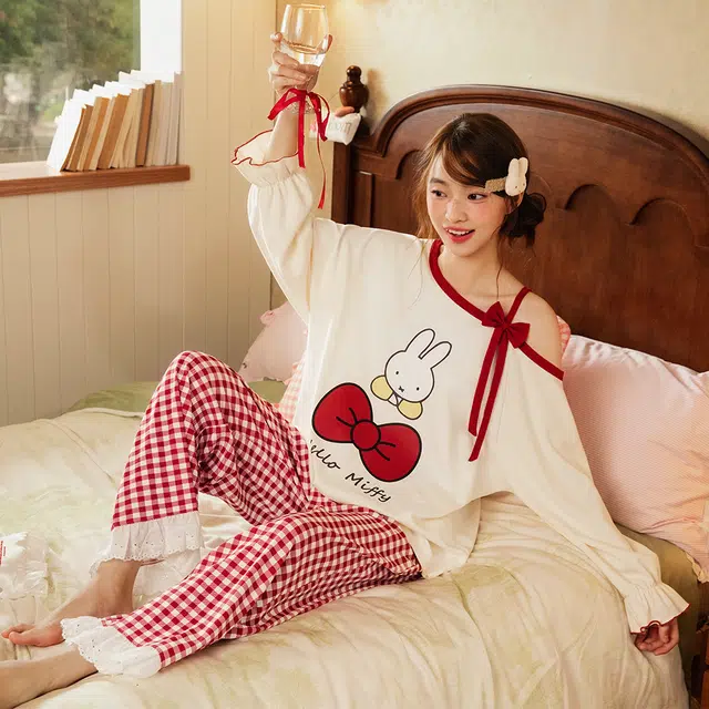 宫蝶 米菲纯棉斜肩设计感长袖卡通甜美风家居服宽松休闲开衫可外穿睡衣套装 女款 礼盒装
