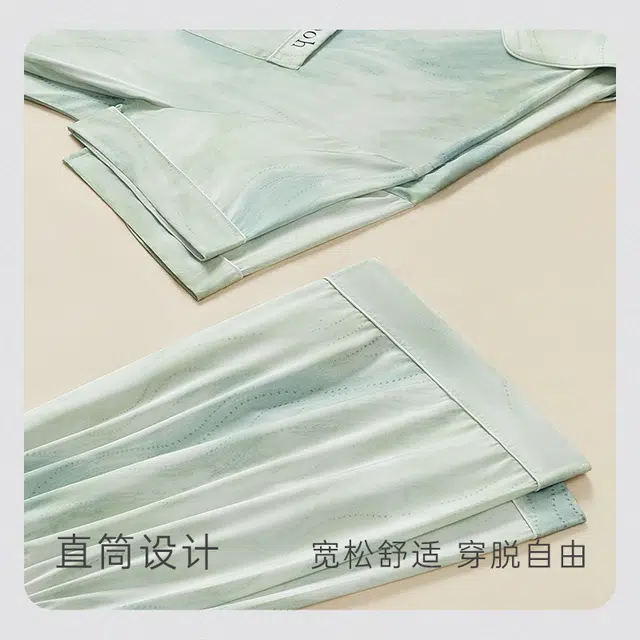 Gongdie x Disney Winnie the Pooh Tee Green