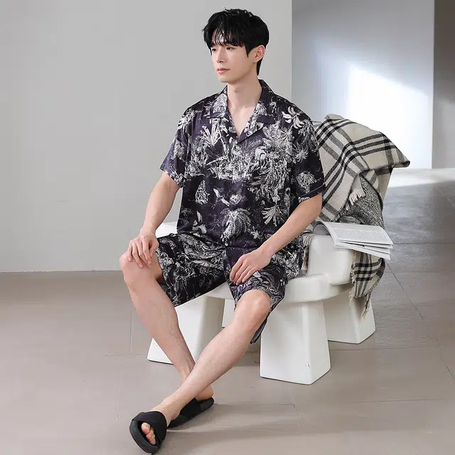 宫蝶 东南亚风情系列 冰丝短袖度假风家居服薄款可外穿复古风休闲大码开衫睡衣套装 男款 黑色