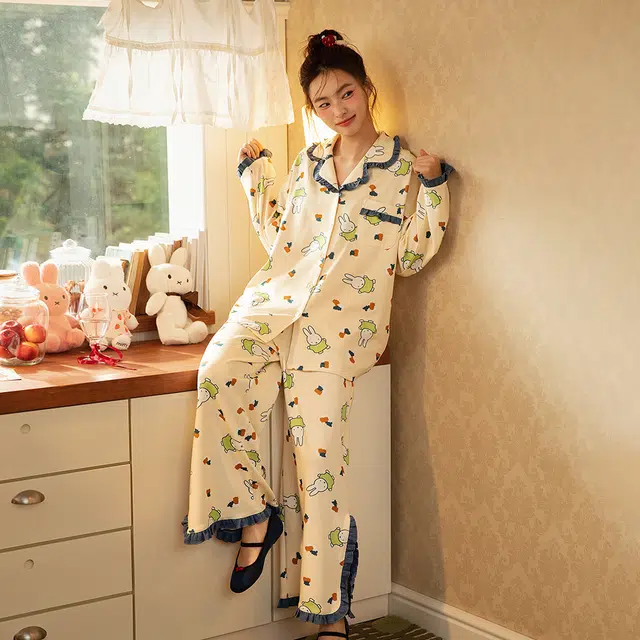 宫蝶 米菲长袖纯棉卡通满印家居服可外穿宽松休闲舒适开衫睡衣套装 女款 礼盒装