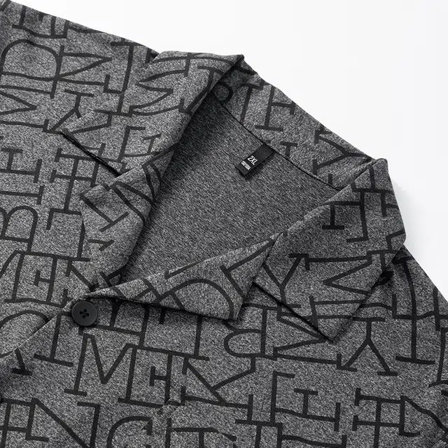 宫蝶 爽肤棉长袖开衫字母满印家居服大码可外穿睡衣套装 男款