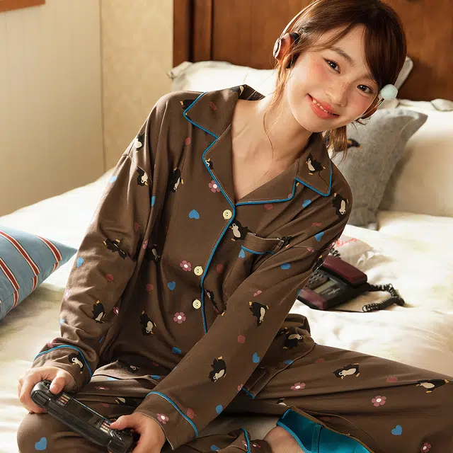 宫蝶 小企鹅纯棉长袖卡通满印家居服宽松休闲可外穿开衫睡衣套装 女款