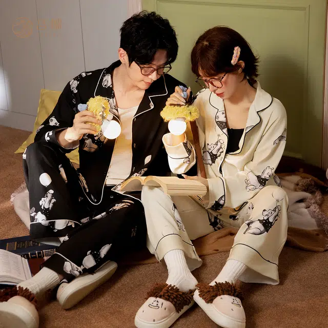 Gongdie x Disney Winnie the Pooh Pajama Set