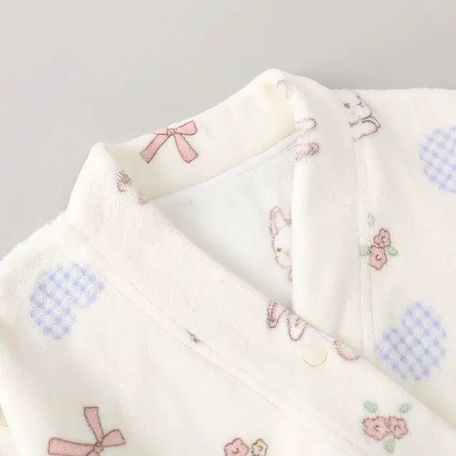 宫蝶 珊瑚绒月子服带头巾三件套保暖产后哺乳产妇家居服满印睡衣套装 女款