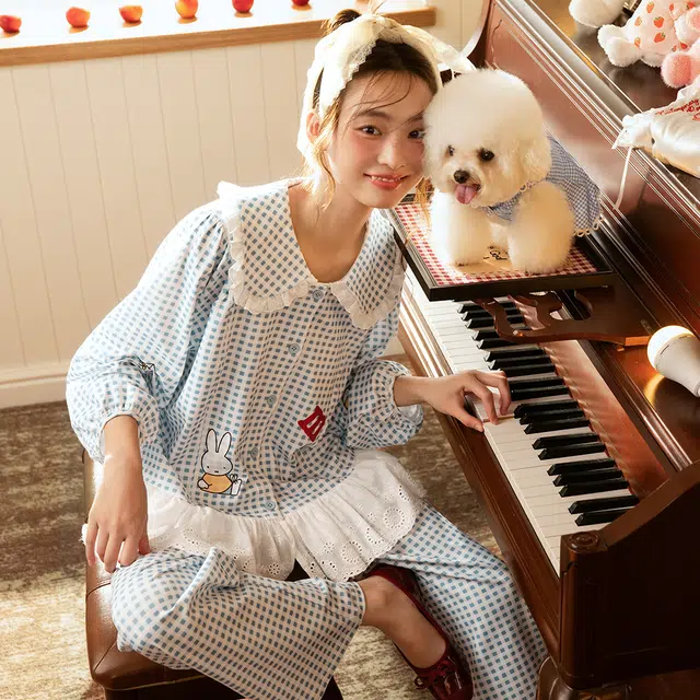 宫蝶 米菲纯棉长袖甜美风家居服卡通休闲格子可外穿宽松开衫睡衣套装 女款 礼盒装