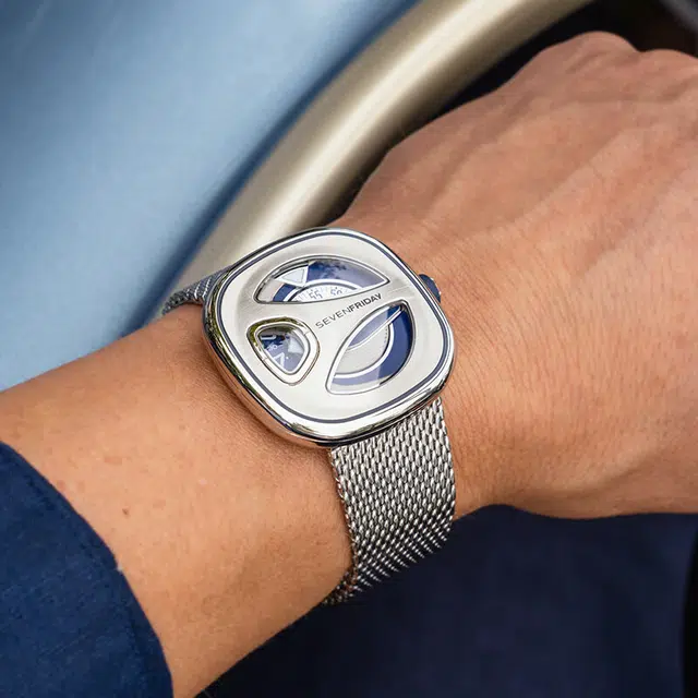 SEVENFRIDAY ME