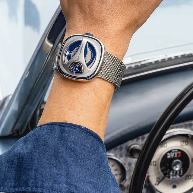SEVENFRIDAY ME