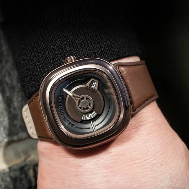 SEVENFRIDAY PE PVD